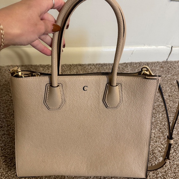 Monogrammed Michael Kors tote - Picture 2 of 4